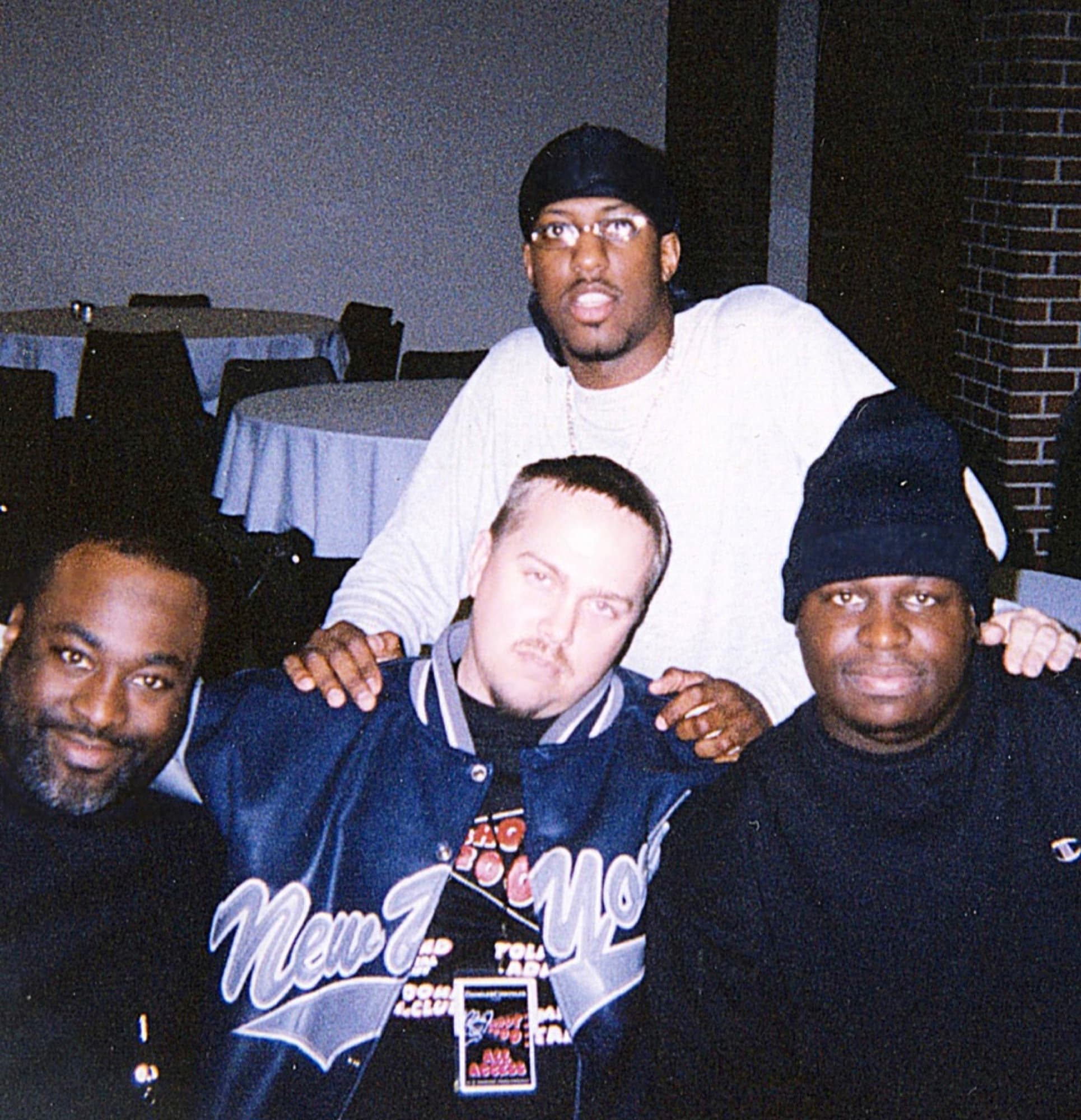 Kene Bell with Men of Standard backstage during the Shout 2000 Tour