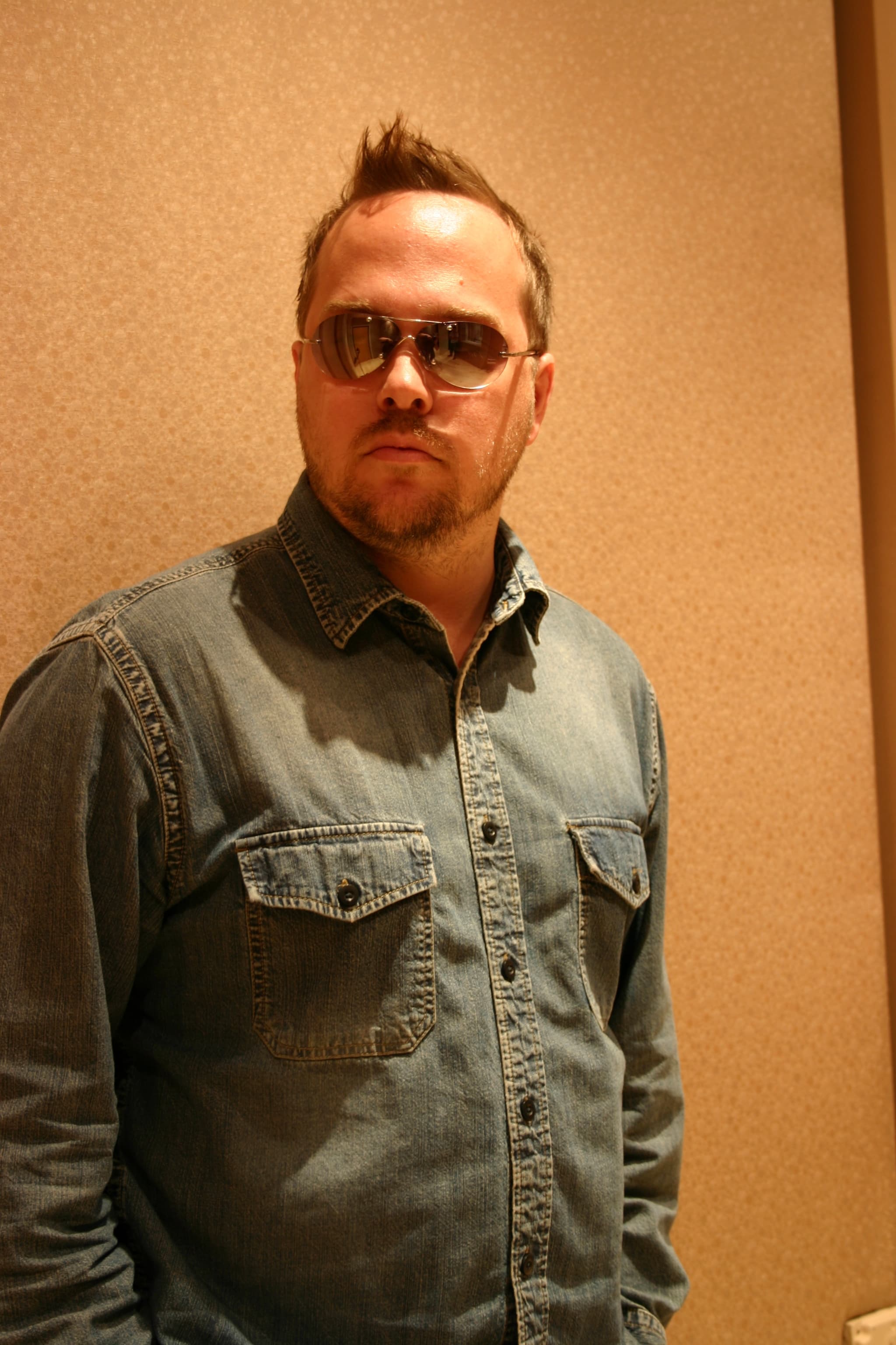 Portrait of Kene Bell in an Arizona recording studio